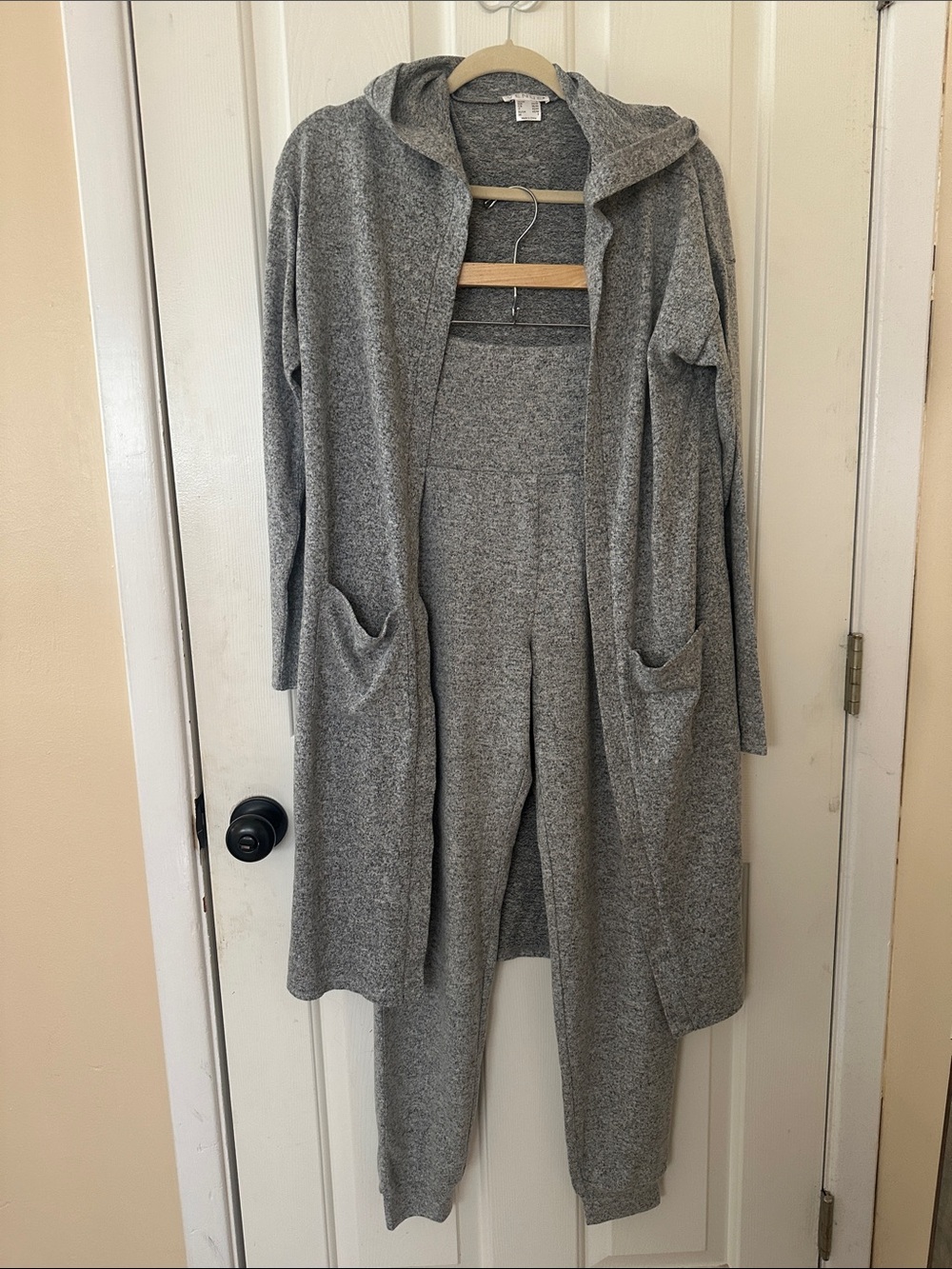 VENUS Heather Gray Hooded Cardigan with Matching Joggers